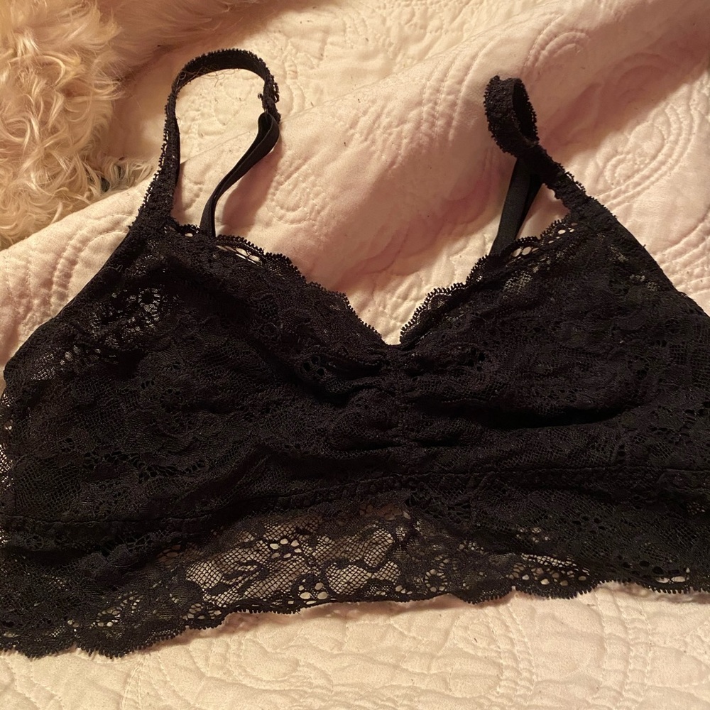 VS PINK size medium black lace bralette